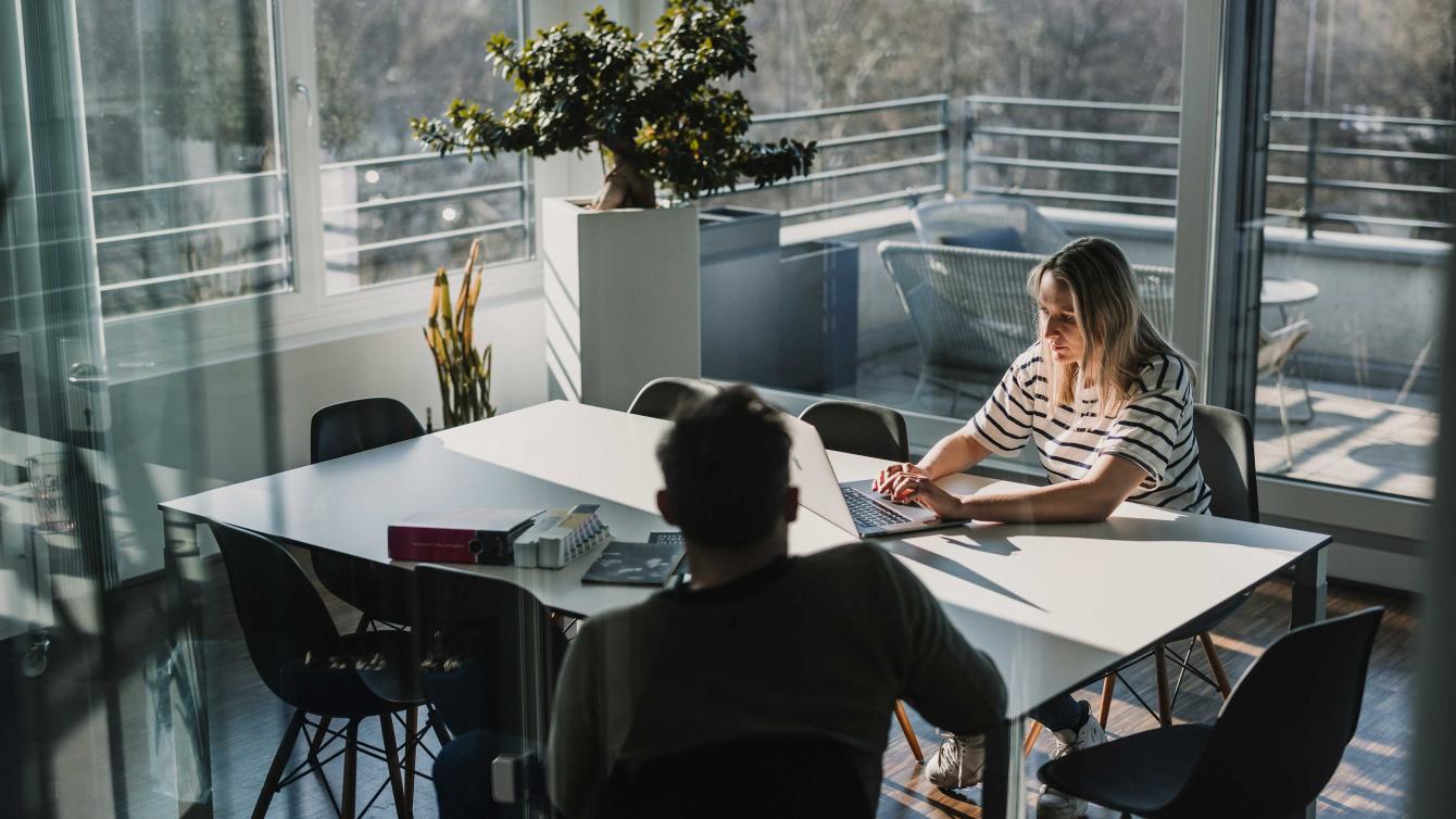 Besprechung in der Werbeagentur